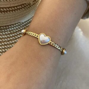 Gold Heart Pearl Chain Bracelet