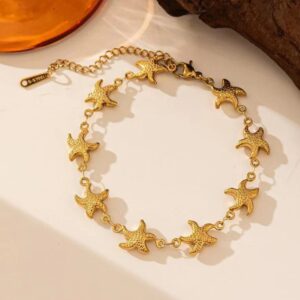 ✨ Gold Starfish Charm Bracelet – Beachy & Trendy
